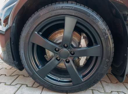 Tesla - Model 3