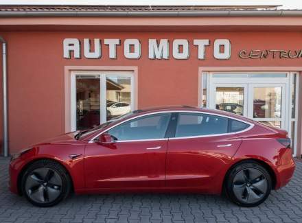 Tesla - Model 3
