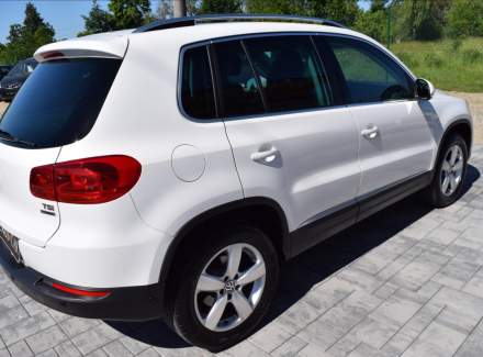 Volkswagen - Tiguan