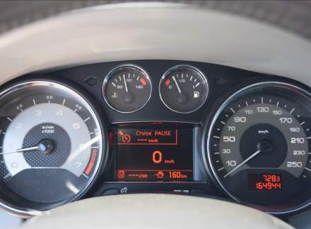 Peugeot - RCZ