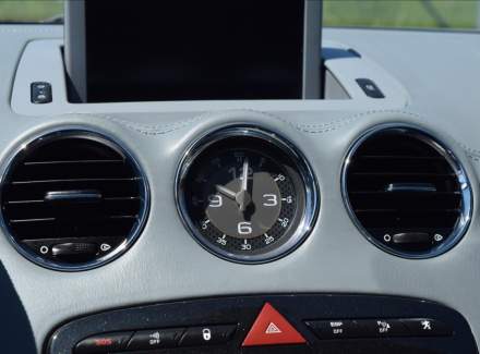 Peugeot - RCZ
