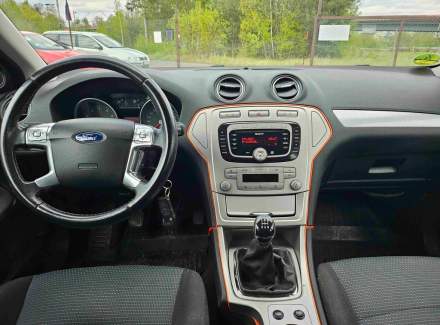 Ford - Mondeo