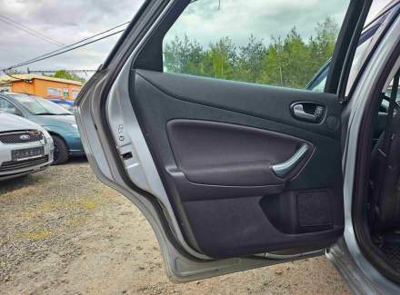 Ford - Mondeo