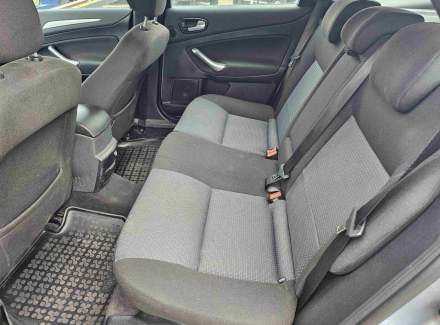 Ford - Mondeo