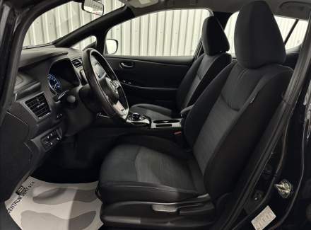 Nissan - Leaf