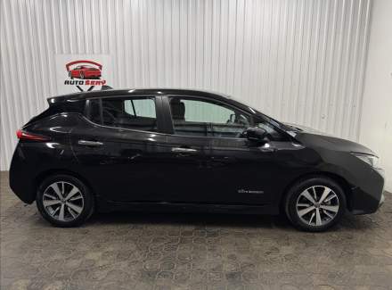 Nissan - Leaf