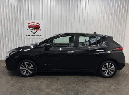 Nissan - Leaf