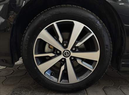 Nissan - Leaf