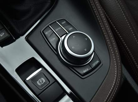 BMW - X1