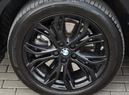 BMW - X1