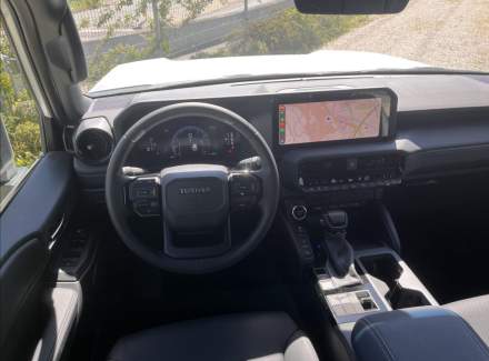 Toyota - Land Cruiser