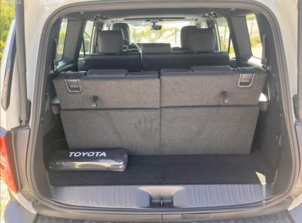 Toyota - Land Cruiser