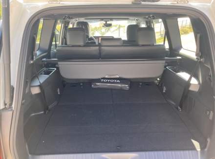 Toyota - Land Cruiser