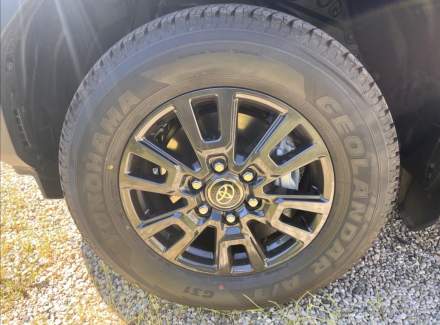 Toyota - Land Cruiser