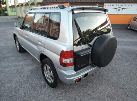 Mitsubishi - Pajero