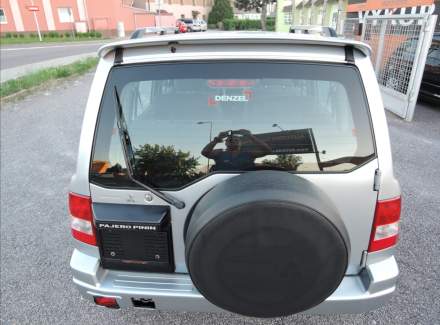 Mitsubishi - Pajero