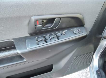 Mitsubishi - Pajero