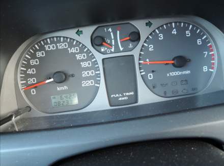 Mitsubishi - Pajero