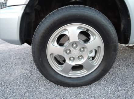 Mitsubishi - Pajero