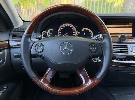 Mercedes-Benz - S-class