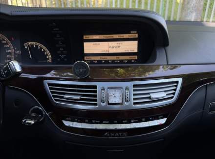 Mercedes-Benz - S-class