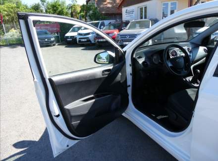 Hyundai - i10