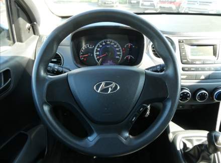 Hyundai - i10