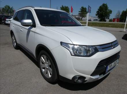 Mitsubishi - Outlander