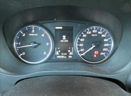 Mitsubishi - Outlander