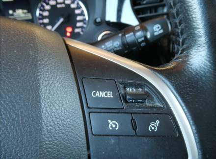 Mitsubishi - Outlander