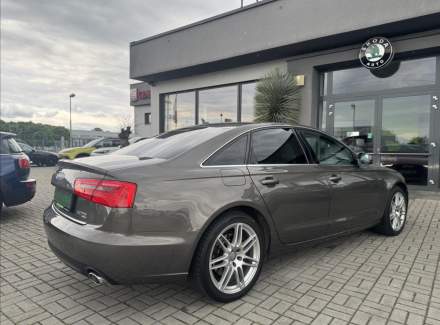 Audi - A6
