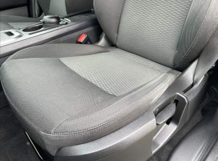 Land Rover - Discovery Sport
