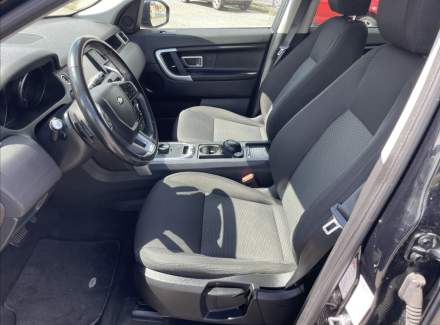 Land Rover - Discovery Sport