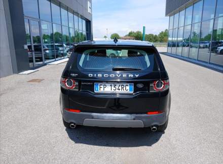 Land Rover - Discovery Sport