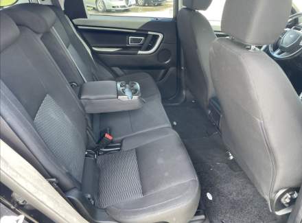 Land Rover - Discovery Sport