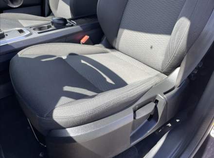 Land Rover - Discovery Sport