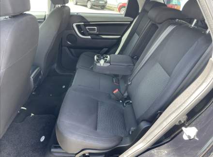 Land Rover - Discovery Sport
