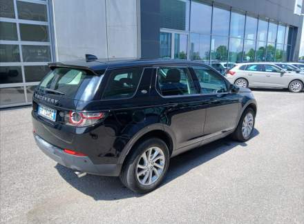 Land Rover - Discovery Sport