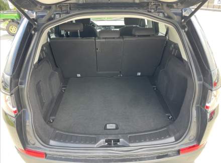 Land Rover - Discovery Sport