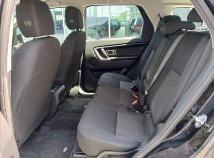Land Rover - Discovery Sport