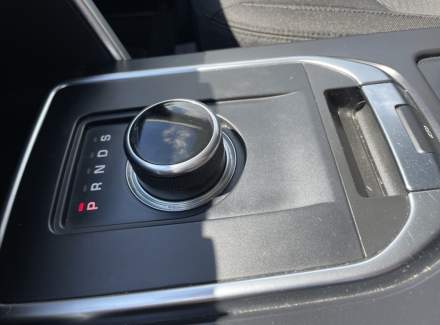 Land Rover - Discovery Sport