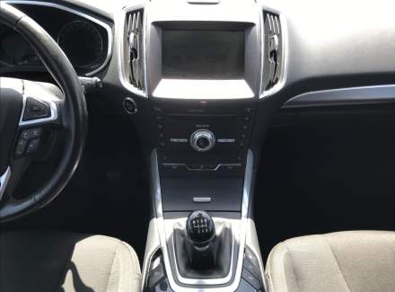 Ford - S-MAX