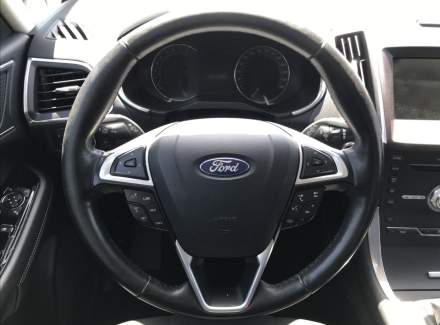 Ford - S-MAX