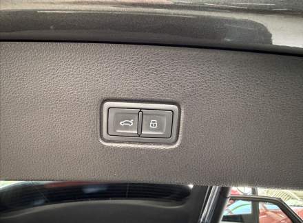 Audi - Q5