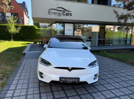 Tesla - Model X