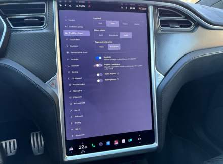Tesla - Model X