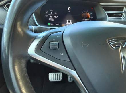 Tesla - Model X