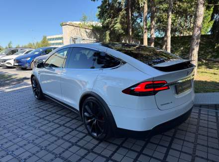 Tesla - Model X