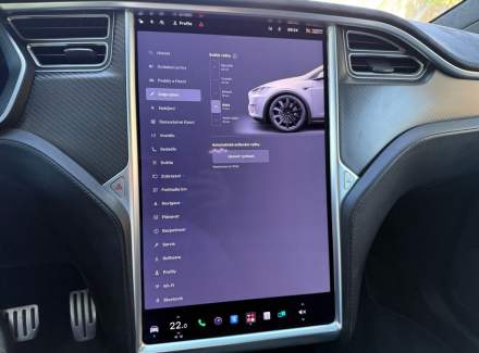 Tesla - Model X