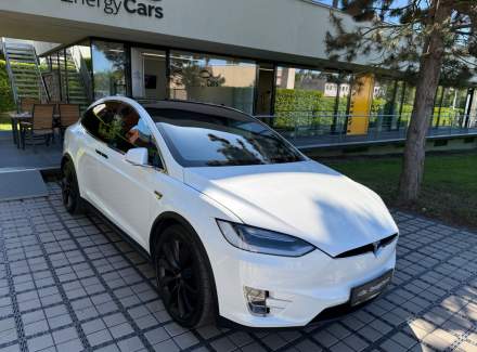 Tesla - Model X